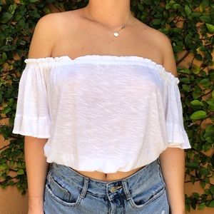 🌿LF Off the Shoulder Shirt